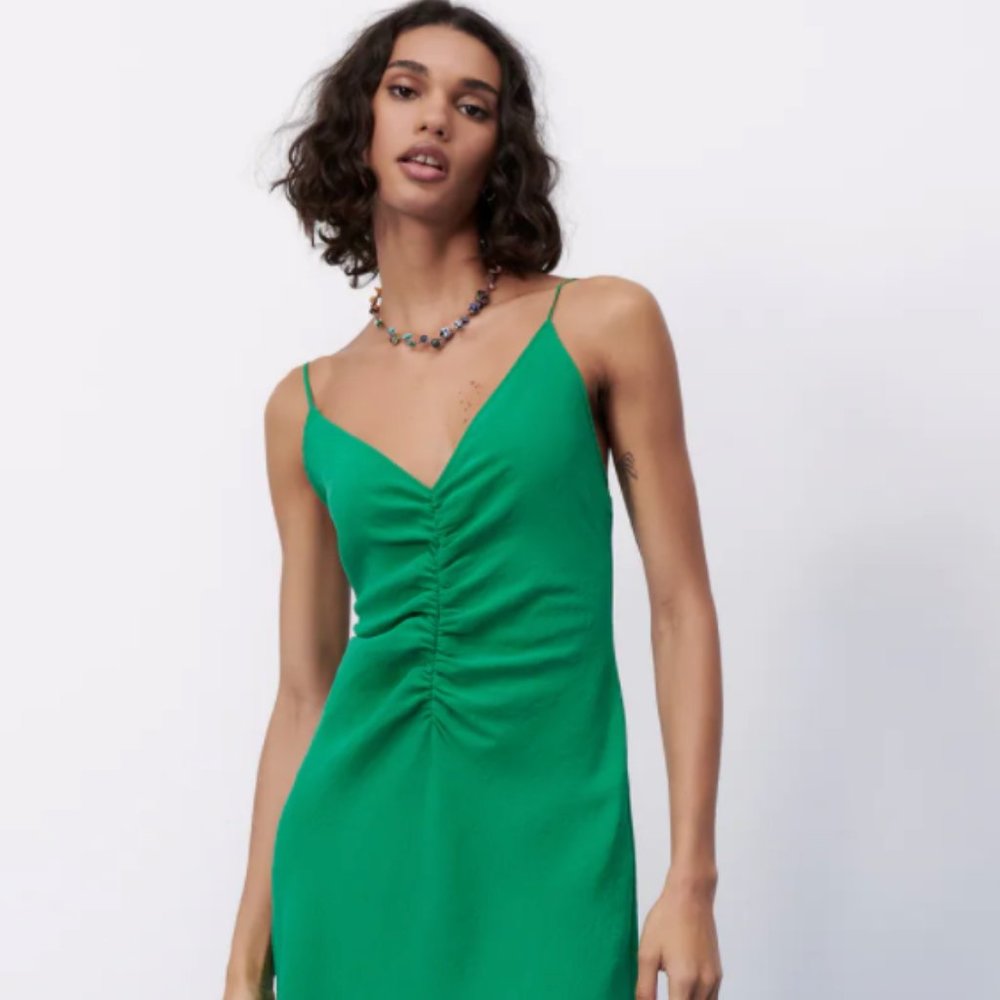 ZARA LONG RUCHED DRESS - M